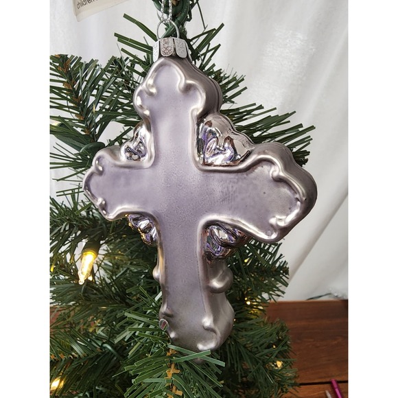 NEW Filagreed Glass Hanging Cross Christmas Ornament‎ - Picture 2 of 2